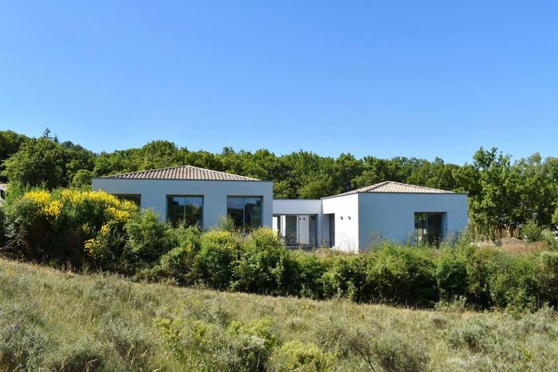 Maison - 300 m² - 7 pièces