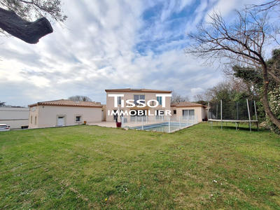 Villa - 230 m² - 6 pièces