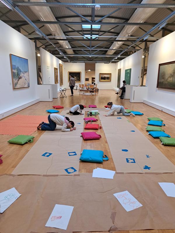 Mercredi, on dessine en famille