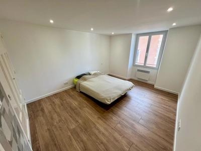 Appartement - 77 m² - 3 pièces