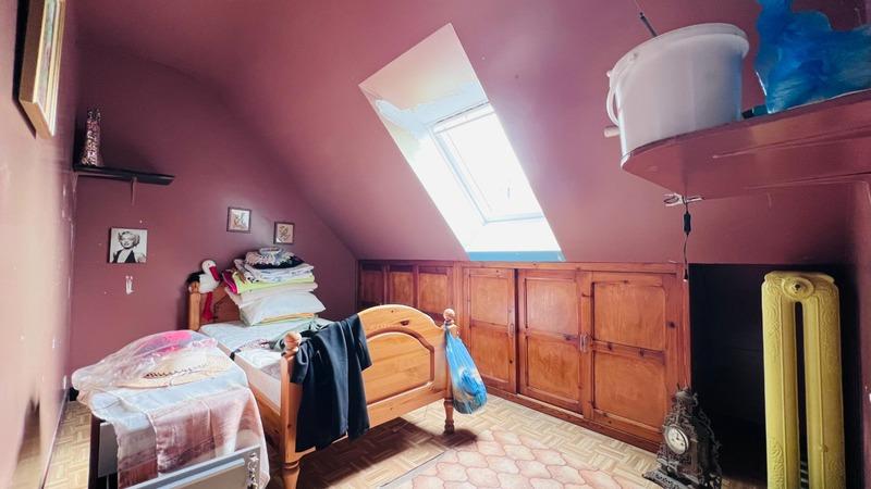 Maison de ville - 90 m² - 7 pièces