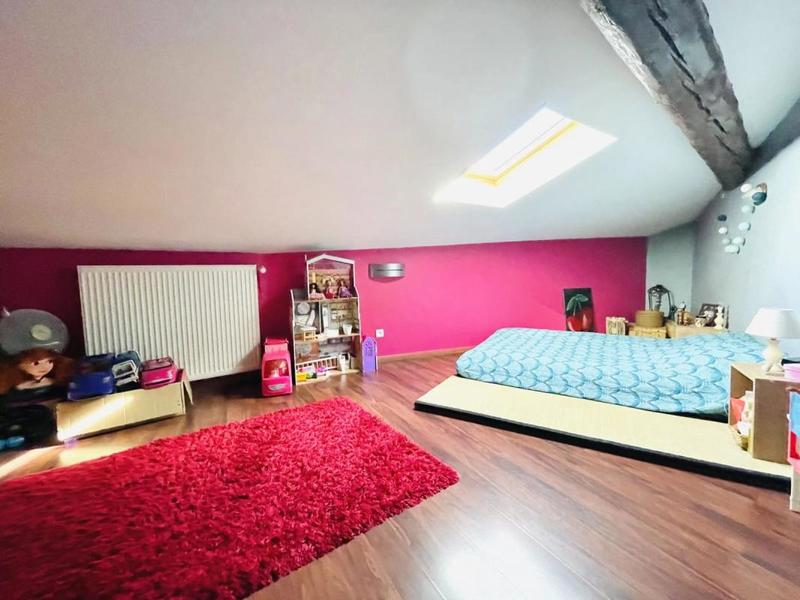 Maison de village - 100 m² - 4 pièces