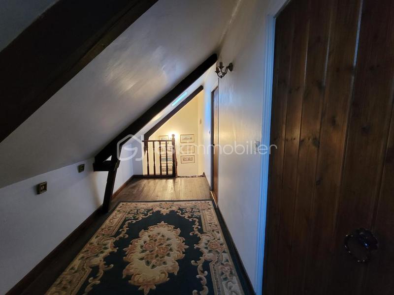 Maison traditionnelle - 127 m² - 5 pièces