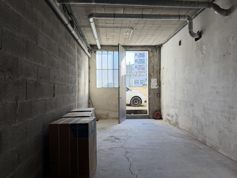 Entrepôt - 30 m²