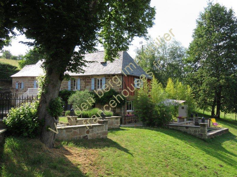 Maison - 184 m² - 6 pièces