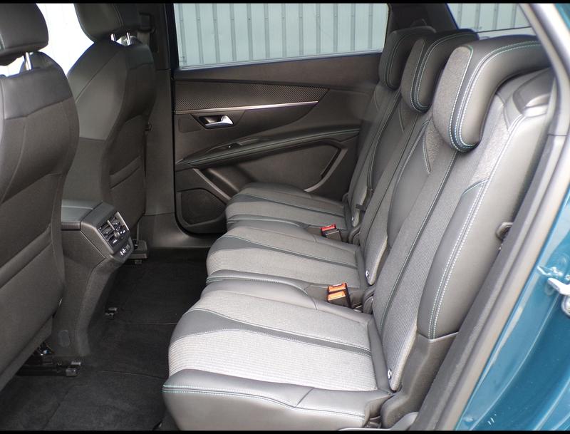 Peugeot 5008 Bhdi 130 Allure Pack Eat8