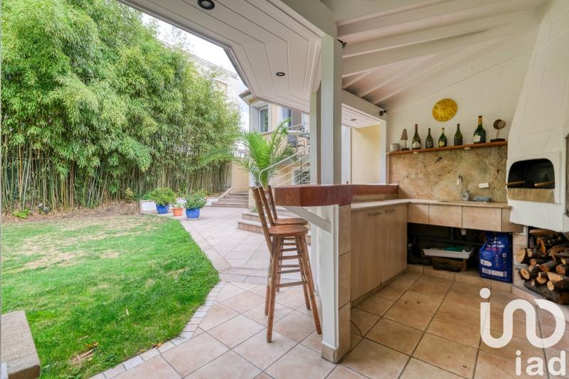 Maison - 180 m² - 6 pièces