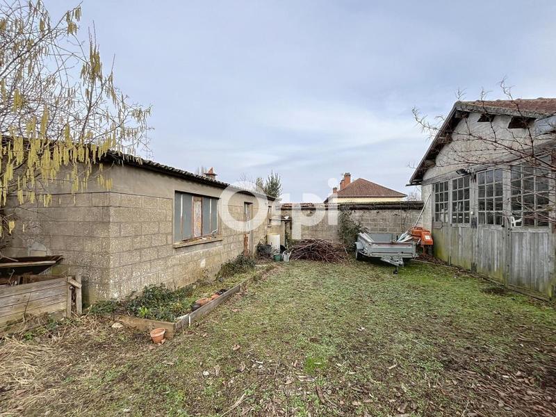 Maison - 243 m² - 6 pièces