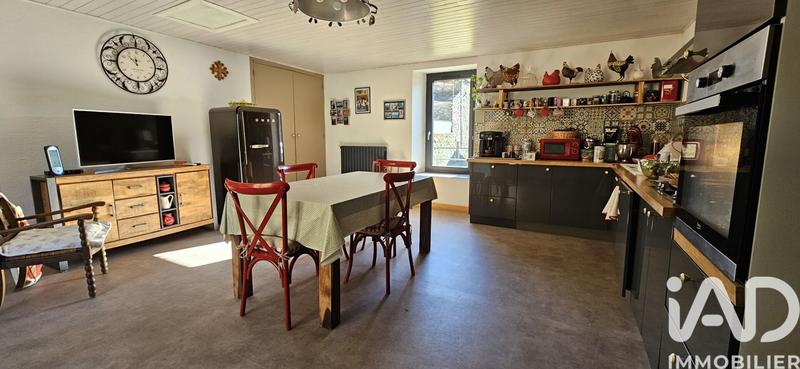 Maison - 122 m² - 5 pièces