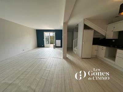 Maison - 111 m² - 6 pièces