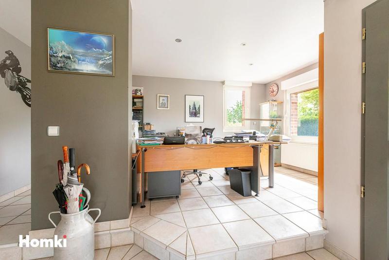 Maison - 214 m² - 7 pièces