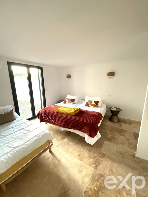 Villa - 137 m² - 4 pièces