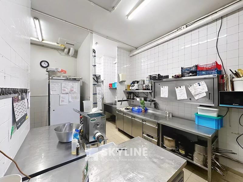 Fonds de commerce - Magasins - 140 m²