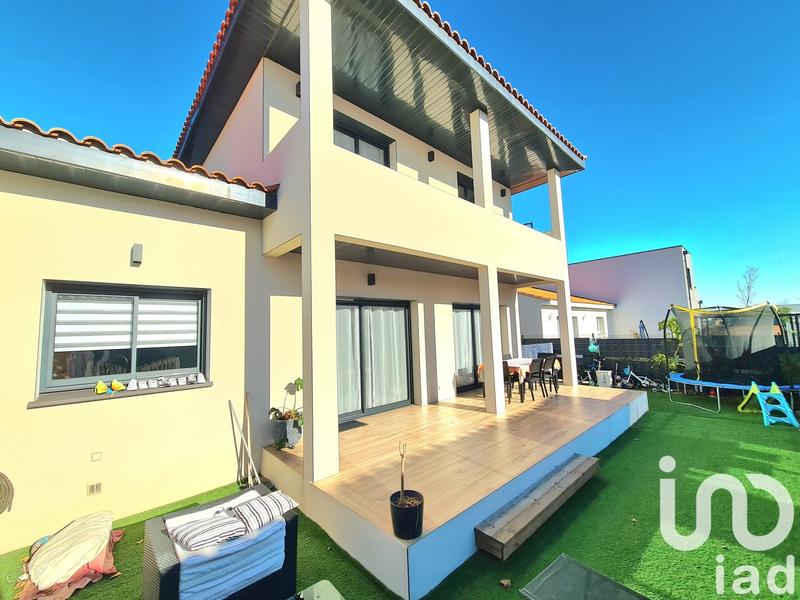 Maison - 110 m² - 4 pièces