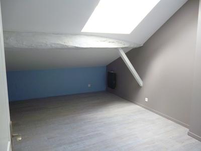 Appartement - 100 m² - 4 pièces