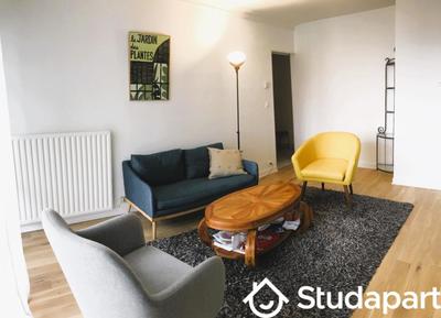 Chambre - 12 m² - 1 pièce