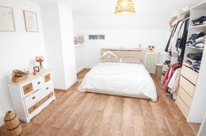 Maison ancienne - 140 m² - 5 pièces