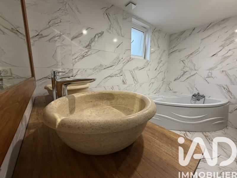 Maison - 164 m² - 5 pièces