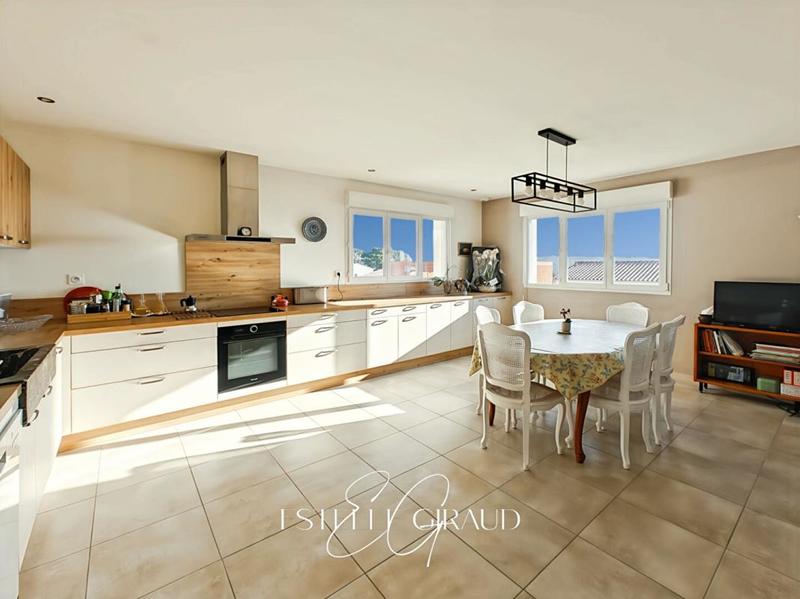 Villa - 115 m² - 5 pièces