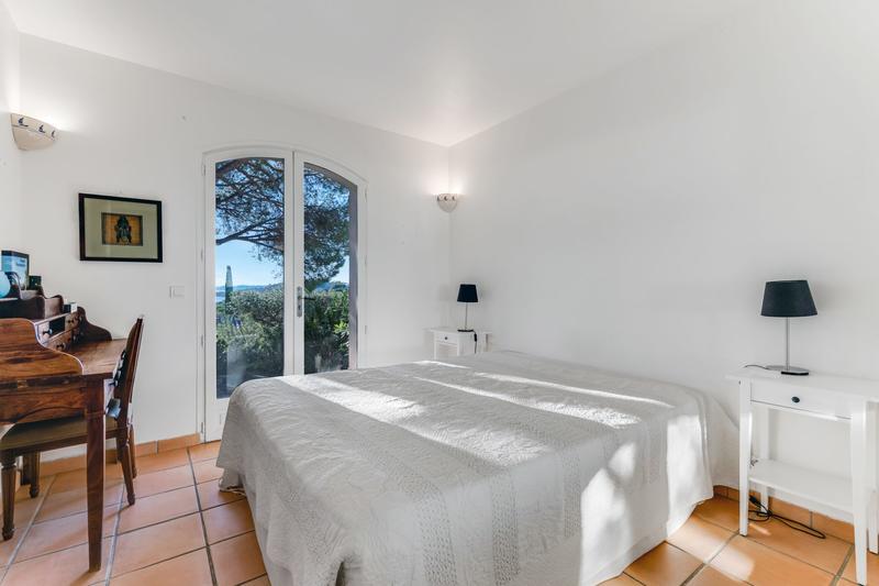 Villa - 153 m² - 6 pièces