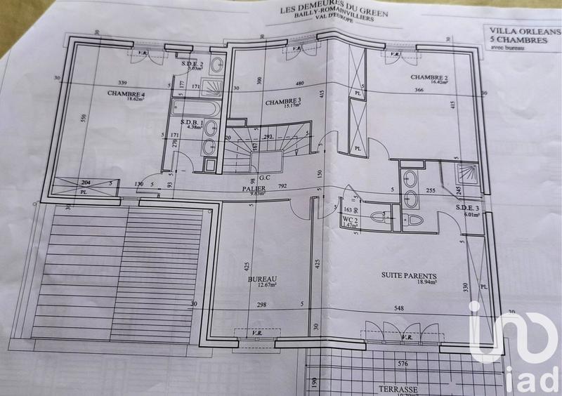 Maison - 234 m² - 8 pièces