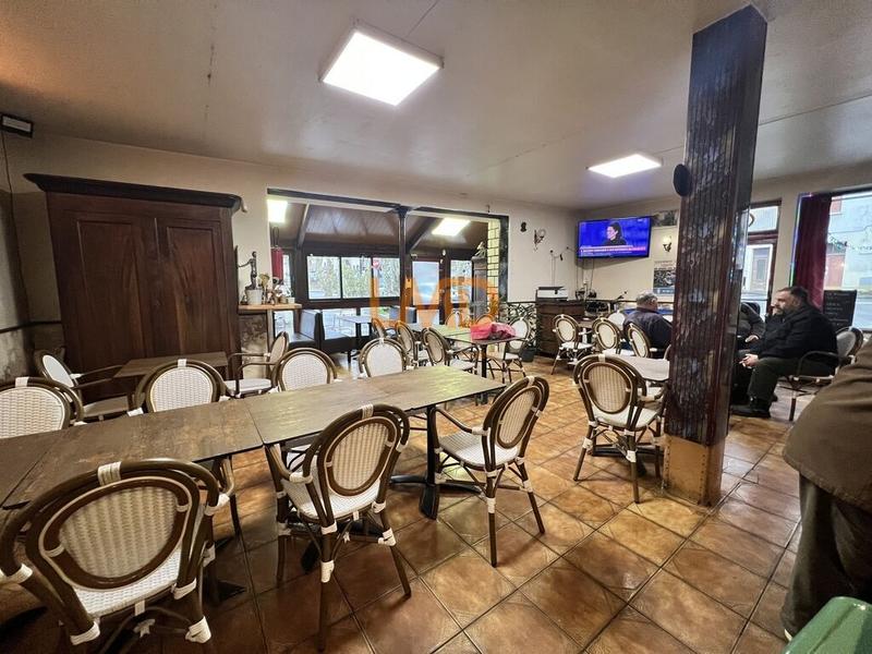 Immeuble - 350 m² - 8 pièces