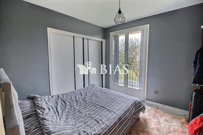 Maison - 92 m² - 6 pièces