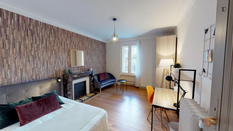 Chambre - 16 m² - 5 pièces