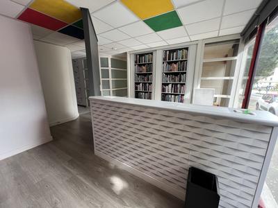 Local d'activités - 124 m²