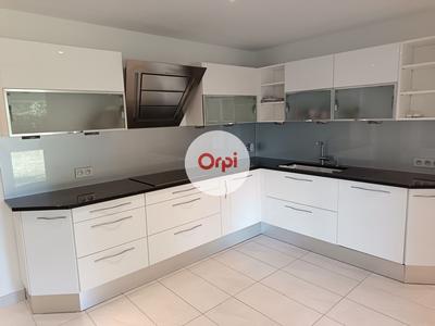 Maison - 144 m² - 5 pièces