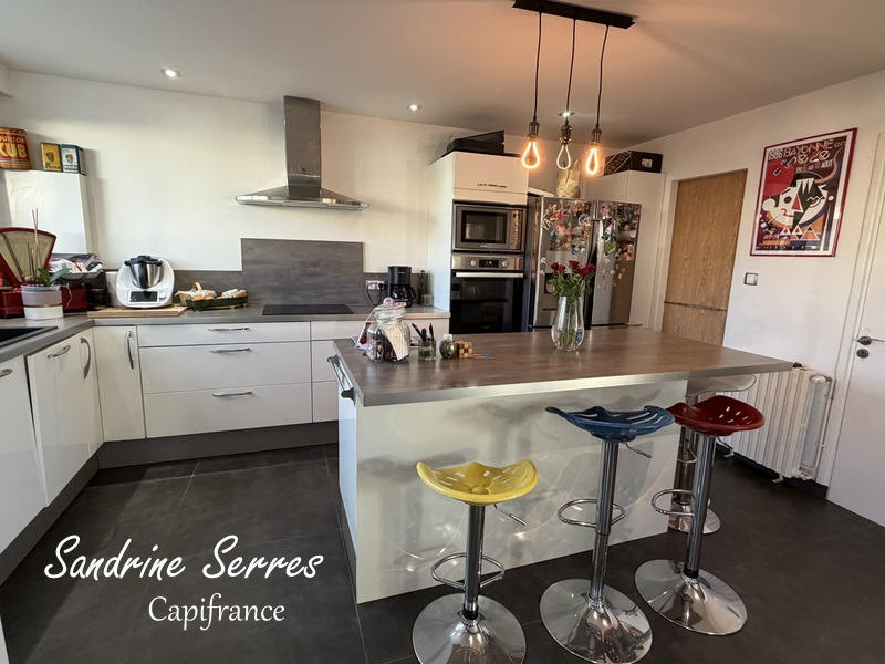 Maison - 97 m² - 5 pièces