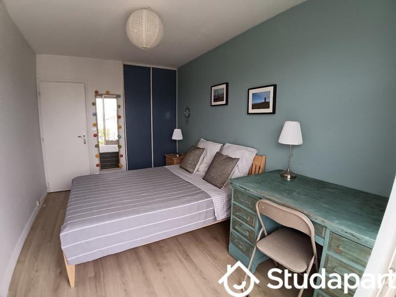 Chambre - 12 m² - 1 pièce