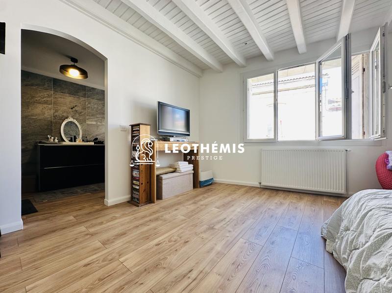 Villa - 397 m² - 9 pièces