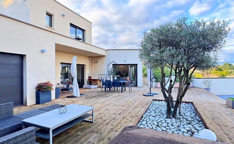 Maison contemporaine - 165 m² - 5 pièces