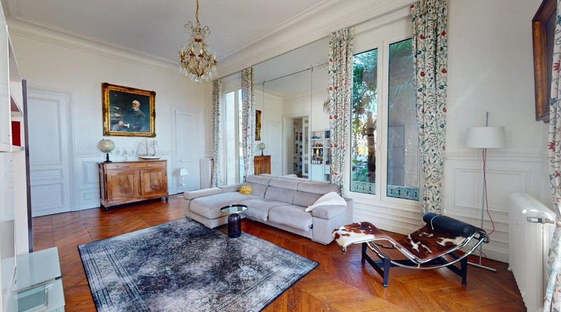 Château - 531 m² - 12 pièces