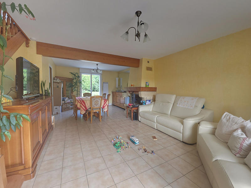 Maison - 123 m² - 6 pièces