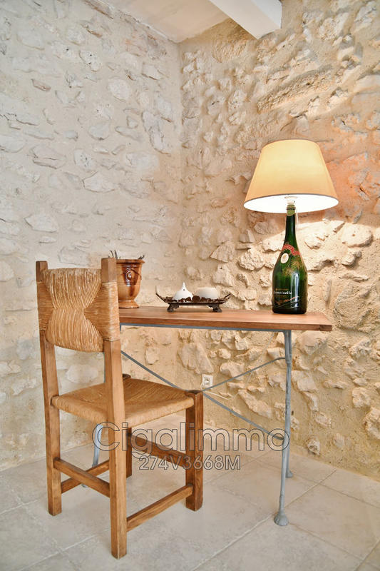 Maison en pierre - 80 m² - 4 pièces