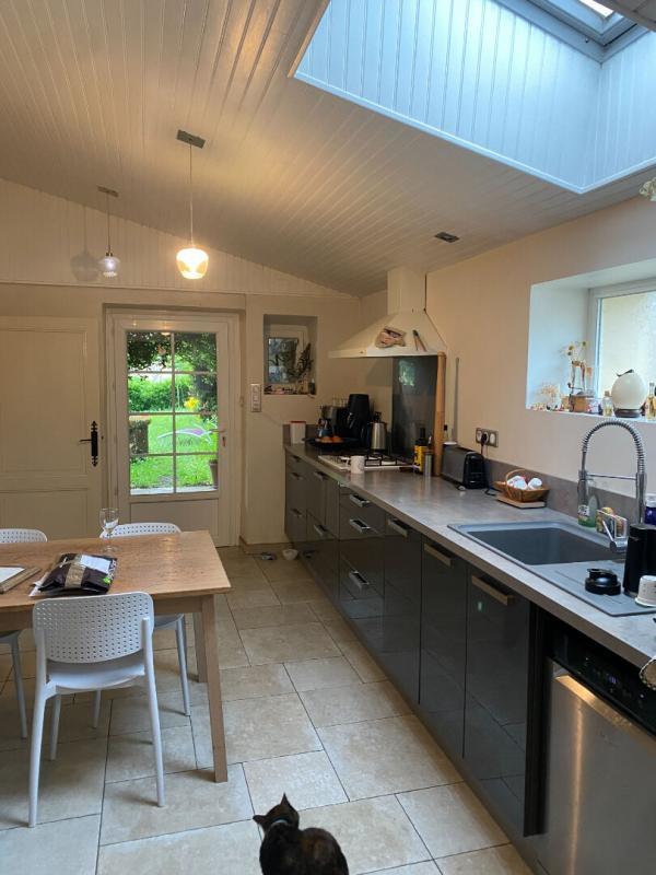 Maison - 250 m² - 7 pièces