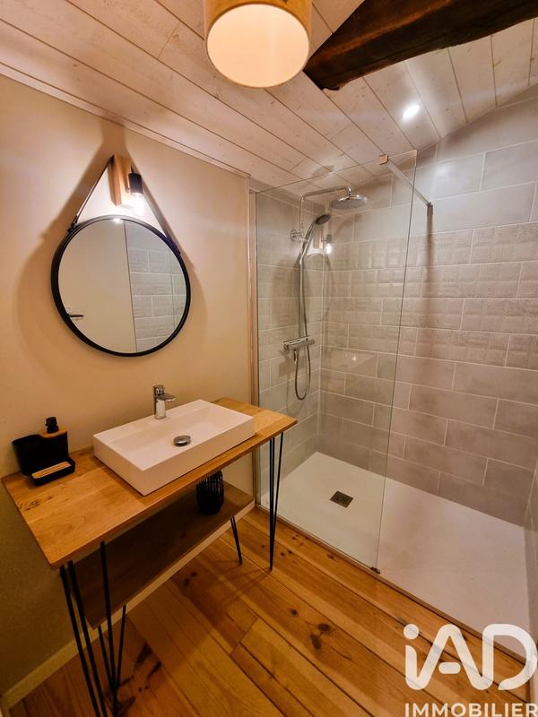 Maison - 231 m² - 13 pièces