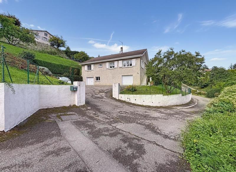 Maison - 108 m² - 4 pièces