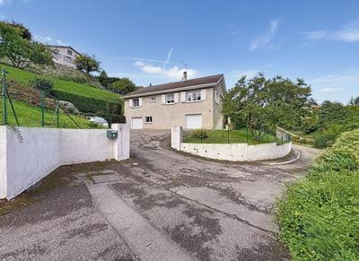 Maison - 108 m² - 4 pièces