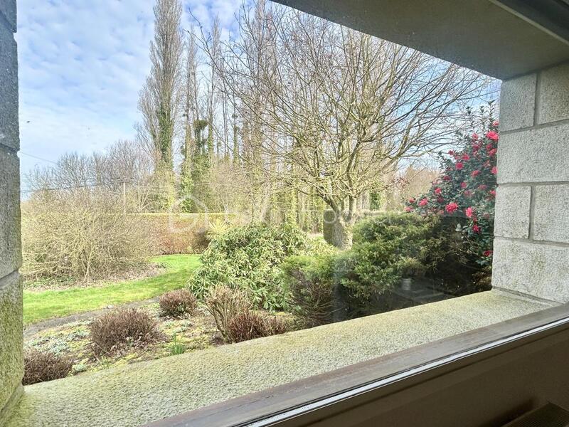 Maison traditionnelle - 146 m² - 6 pièces