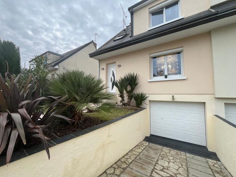 Maison - 108 m² - 5 pièces