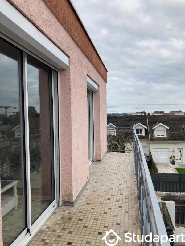 Chambre - 13 m² - 1 pièce