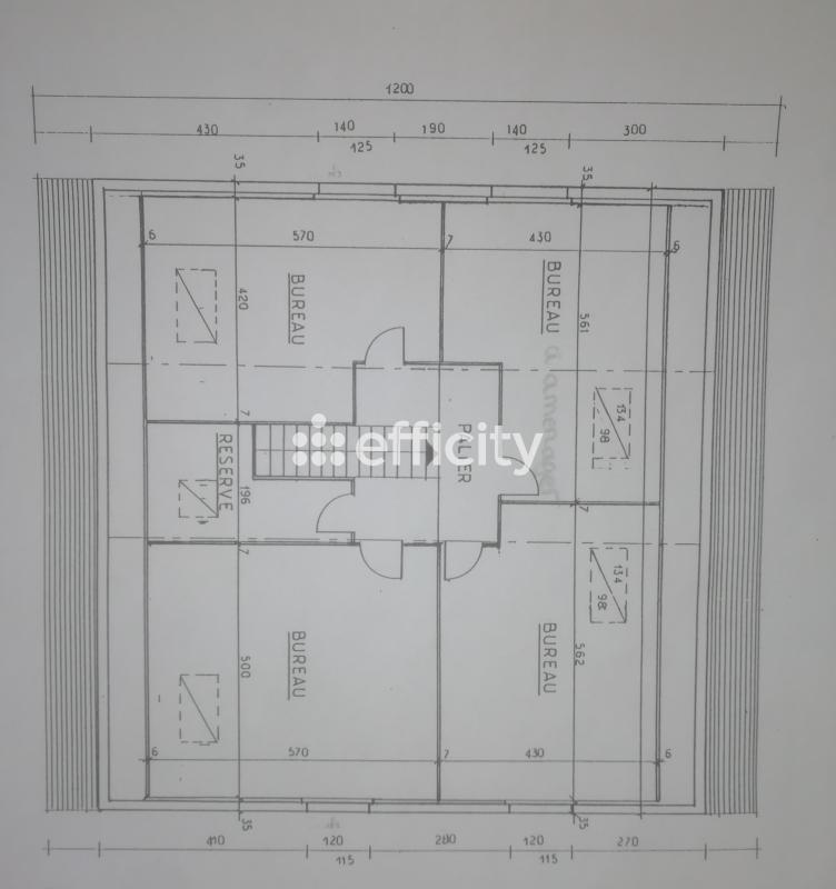 Bureau - 203 m² - 10 pièces