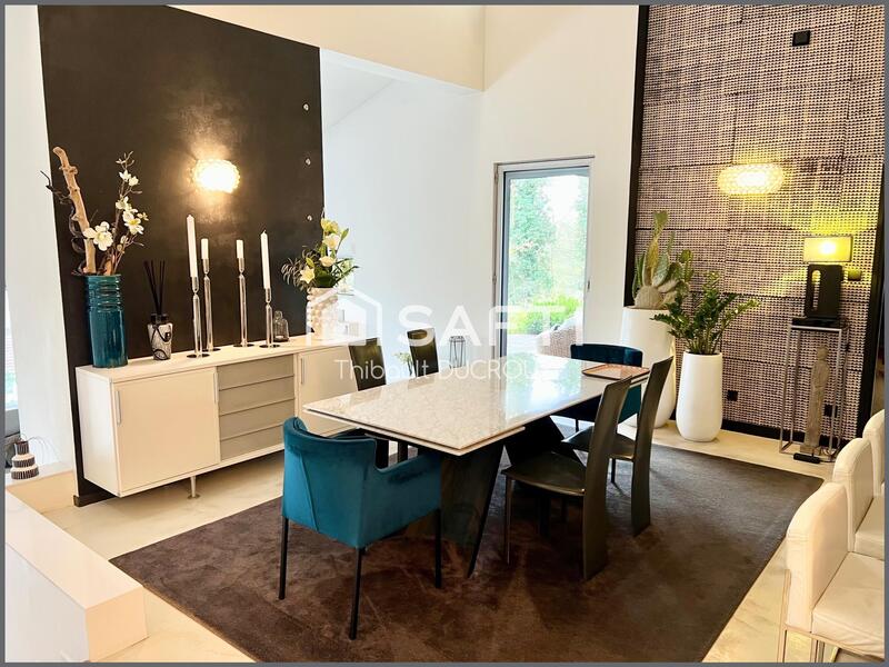 Maison - 160 m² - 6 pièces