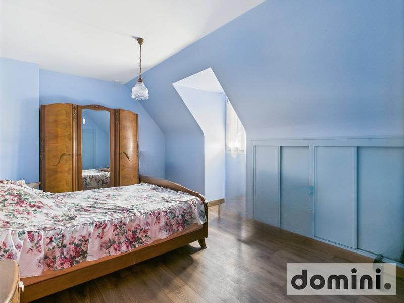 Maison - 188 m² - 9 pièces