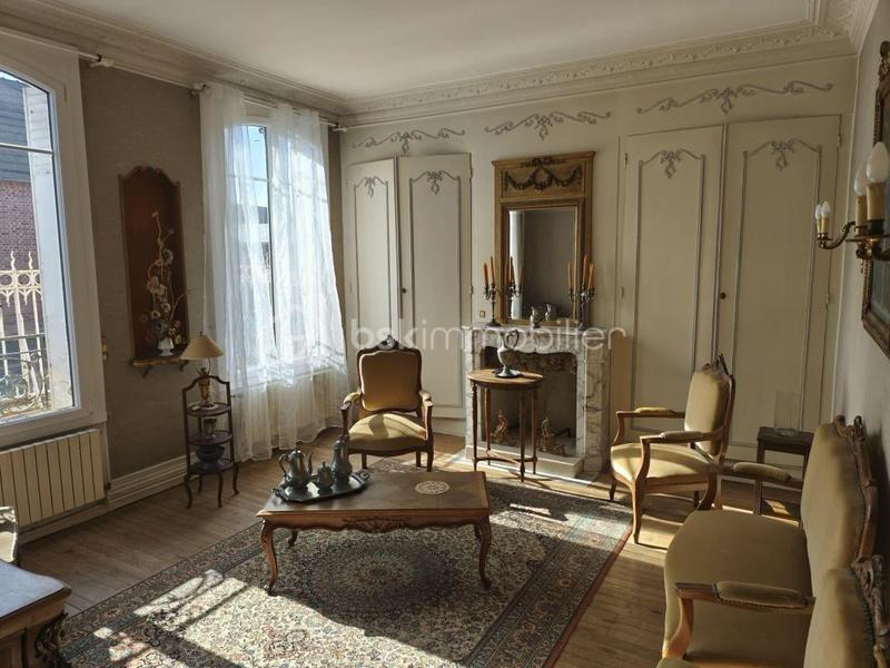 Maison de maîtres - 205 m² - 8 pièces