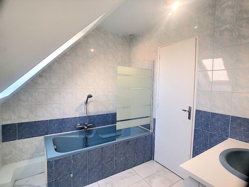 Maison - 138 m² - 6 pièces