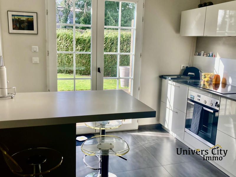 Maison - 140 m² - 6 pièces